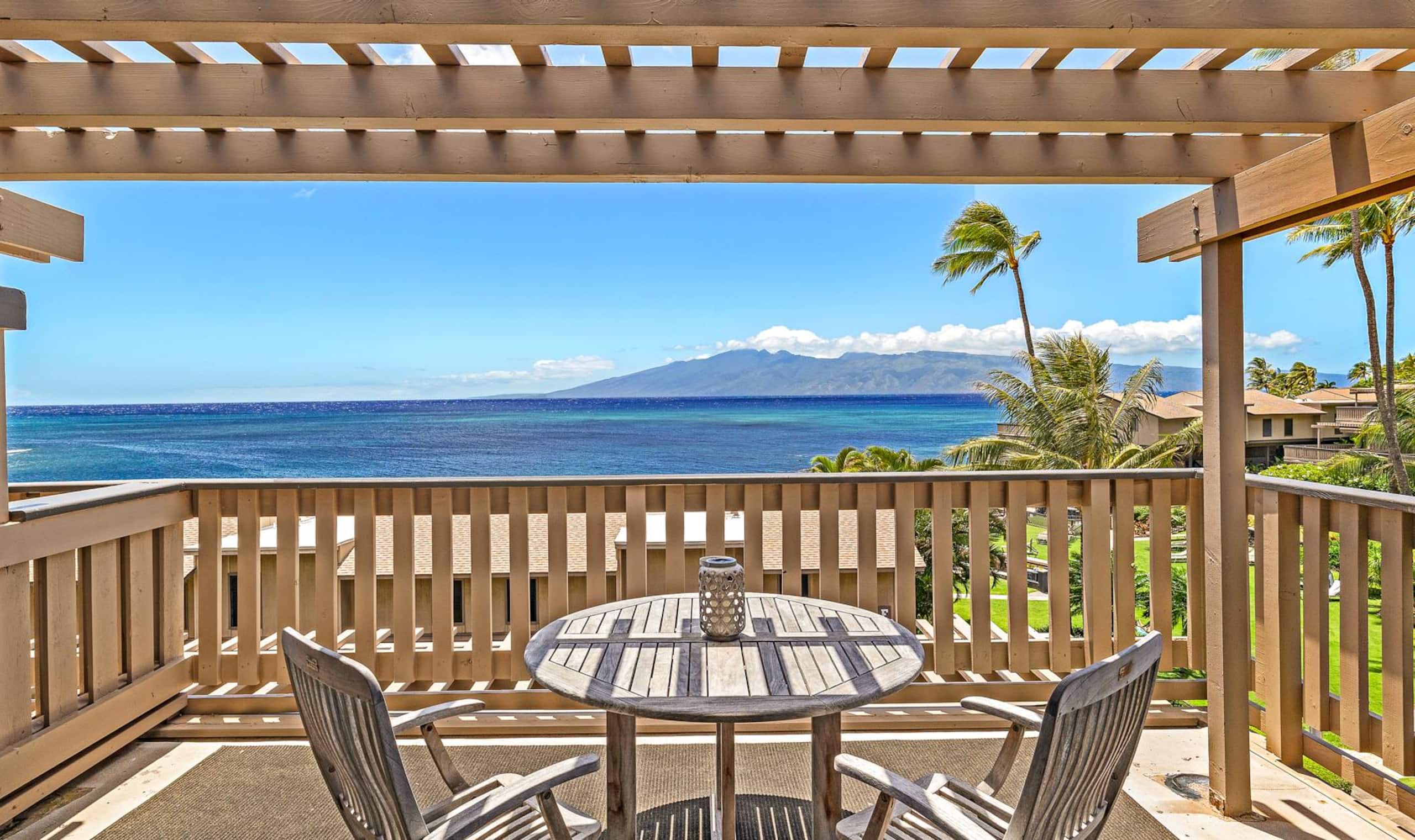 Condo in Lahaina · ★4.81 · 2 bedrooms · 4 beds · 2 baths - Image 19