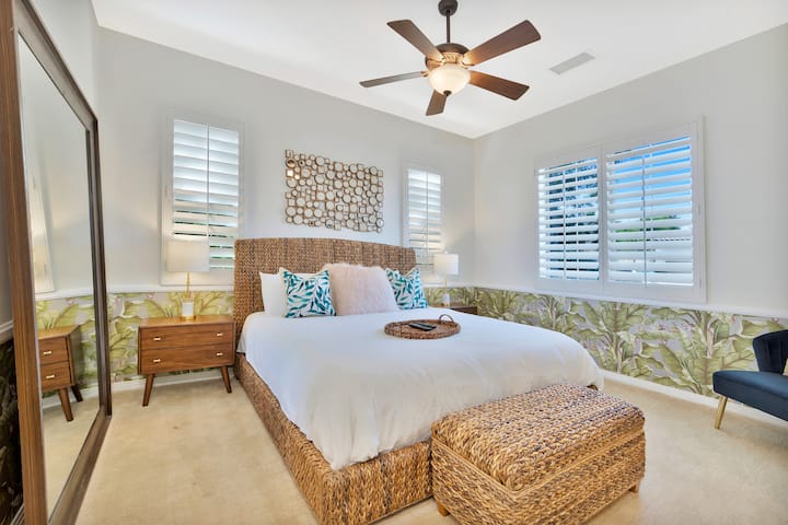 Dormitorul nr. 3, pat matrimonial (casa principală)