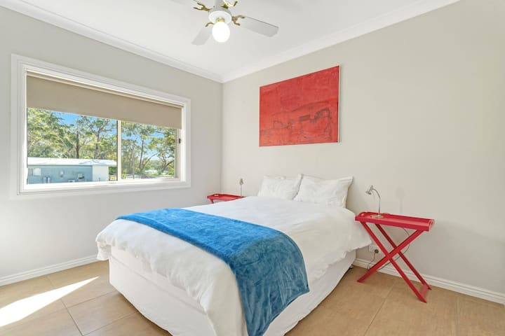 غرفة النوم 2