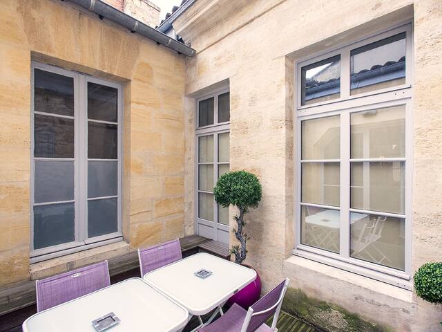 Bord’O Appart – Le Cheverus 6 – Bordeaux gallery image 3