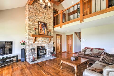 Custom Home w/ Decks in Boulder! Gateway to Parks!