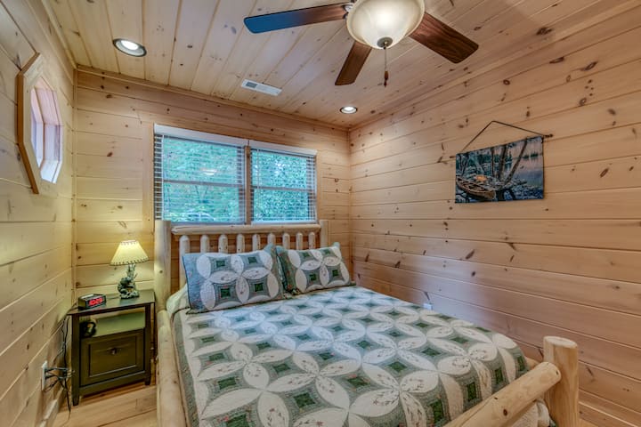 Loft楼层标准双人床卧室