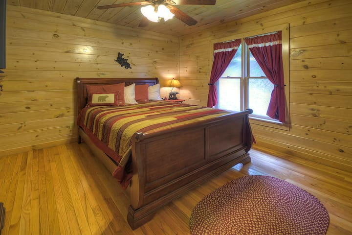 Спалня на основно ниво