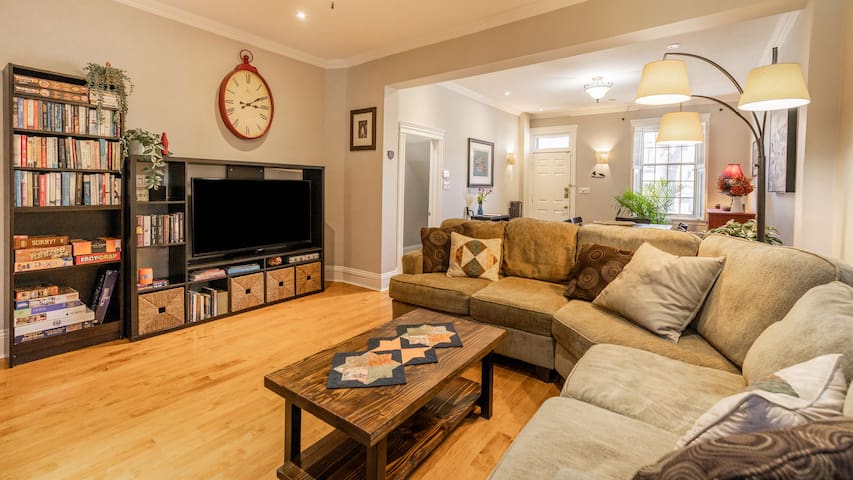 Heritage home near Byward Market downtown Ottawa