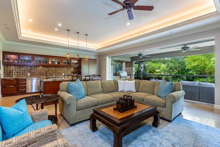 Maui Villa Stunning Views and Gourmet Kitchen gallery image 3
