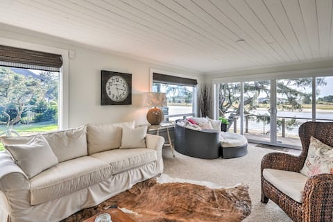 Waterfront Seaside Beach Home w/ Views & Hot Tub!