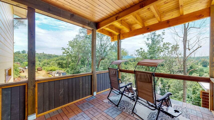 Upstream Bachelorette Oasis – New Wedding Venue gallery image 5