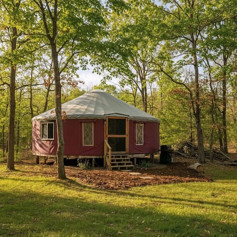 Private Luxury Yurt 20 Wooded Acres Pet-Friendly