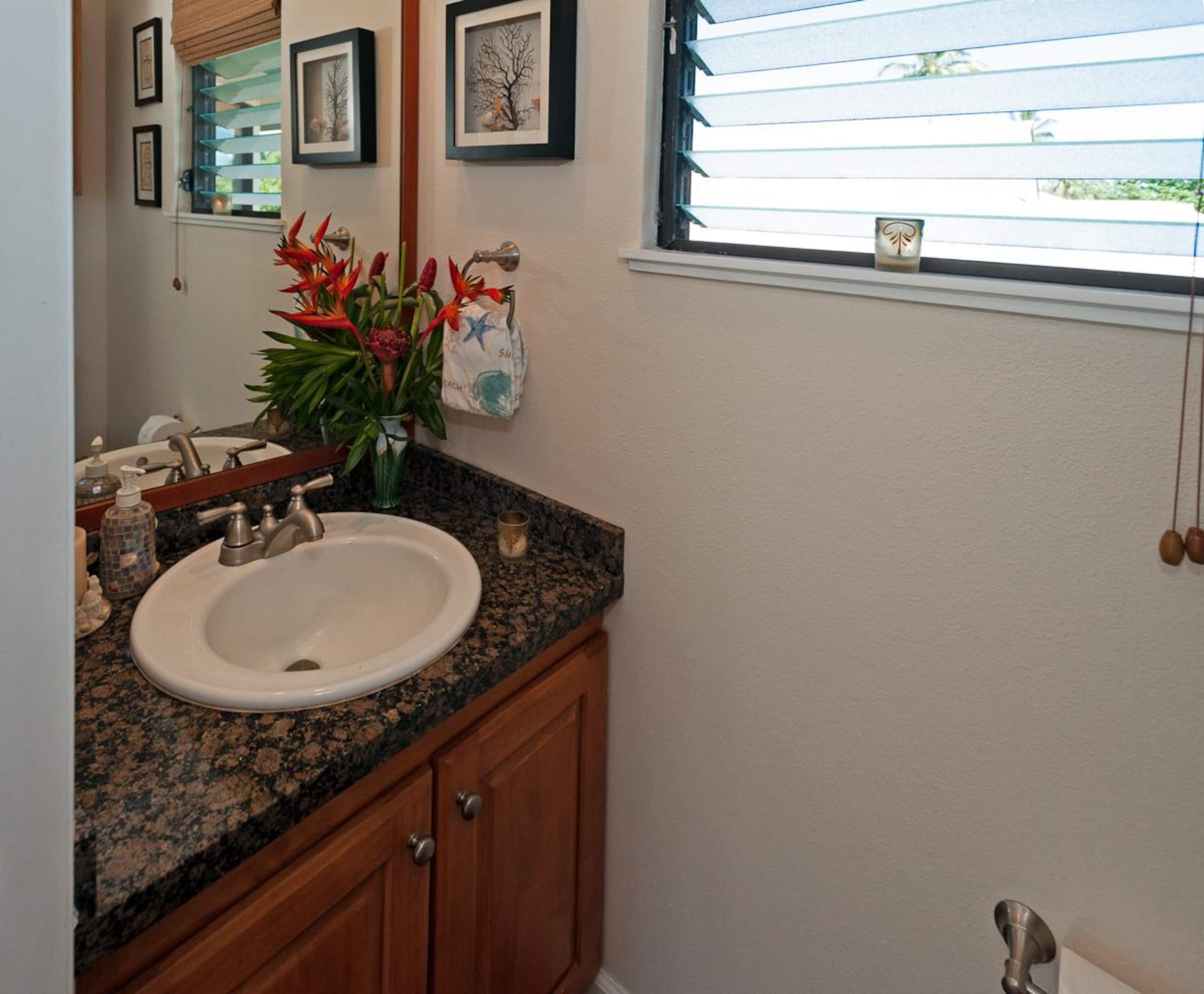 Home in Princeville · ★4.91 · 2 bedrooms · 2 beds · 2 baths - Image 12