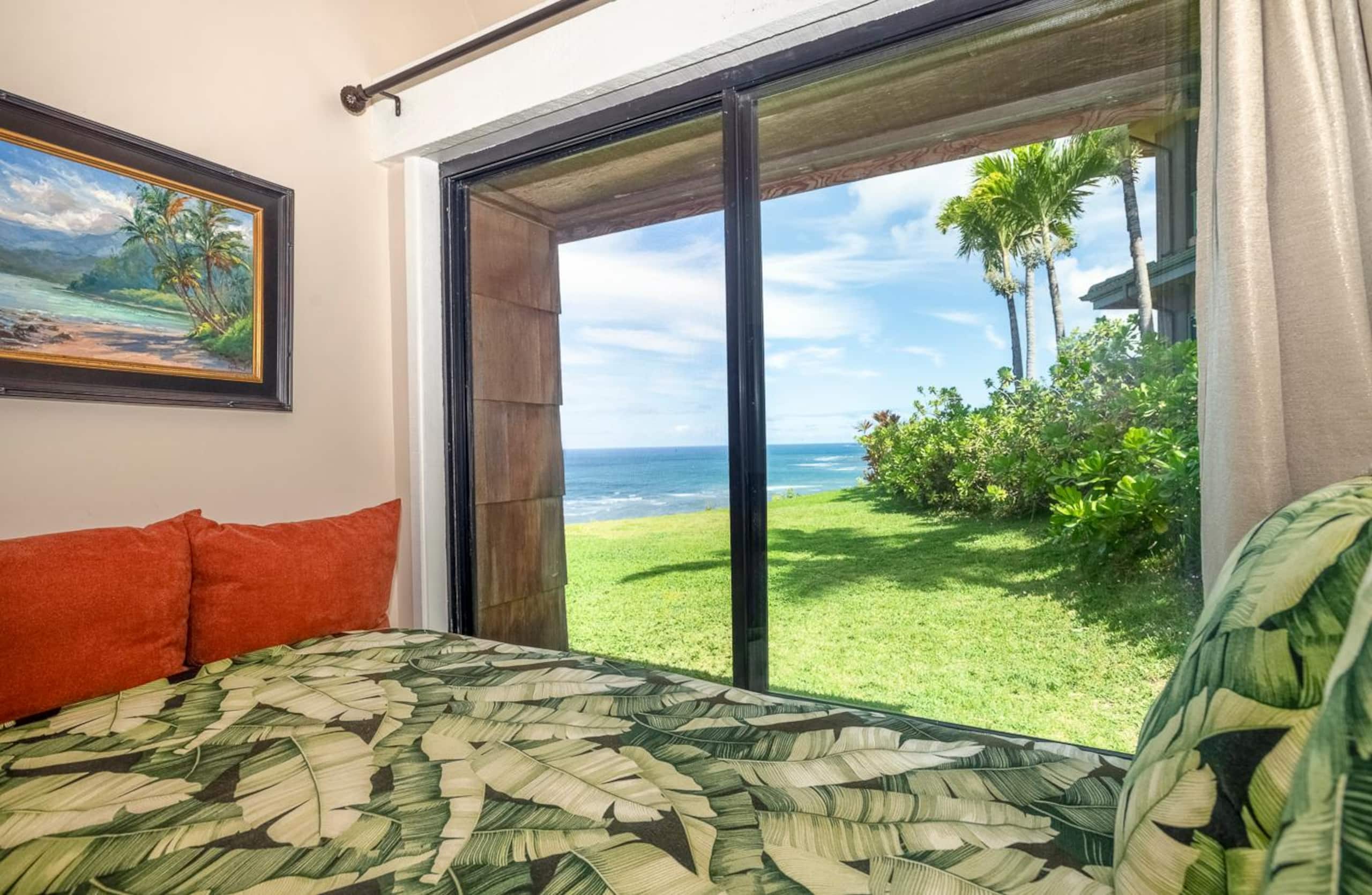 Condo in Princeville · ★4.81 · 2 bedrooms · 3 beds · 2 private baths - Image 2