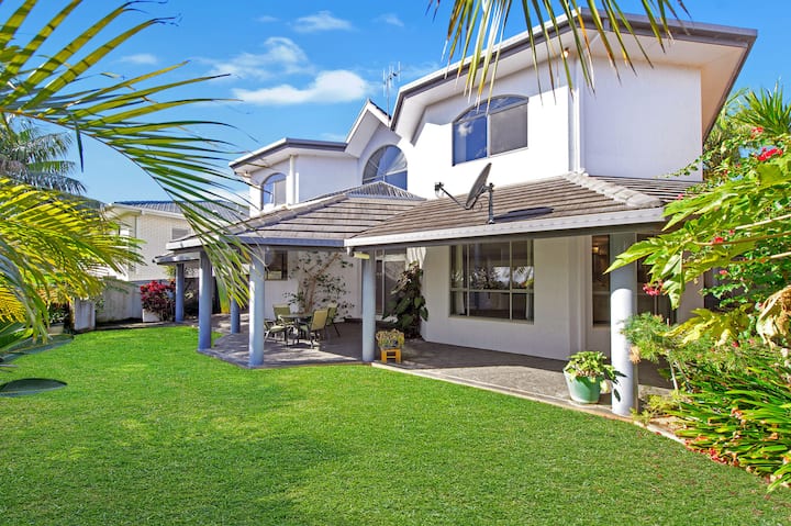 The Atrium, 11 Kentia Close - Port Macquarie