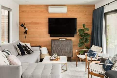 Top performing Airbnb: Clarksville Casita ~Swim spa ~ 2 bikes in Old West Austin
