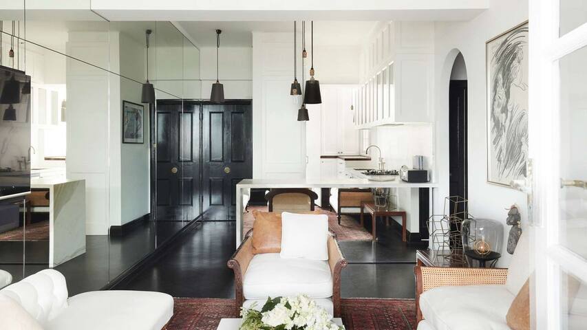 The Naked Fox by Contemporary Hotels gallery image 5