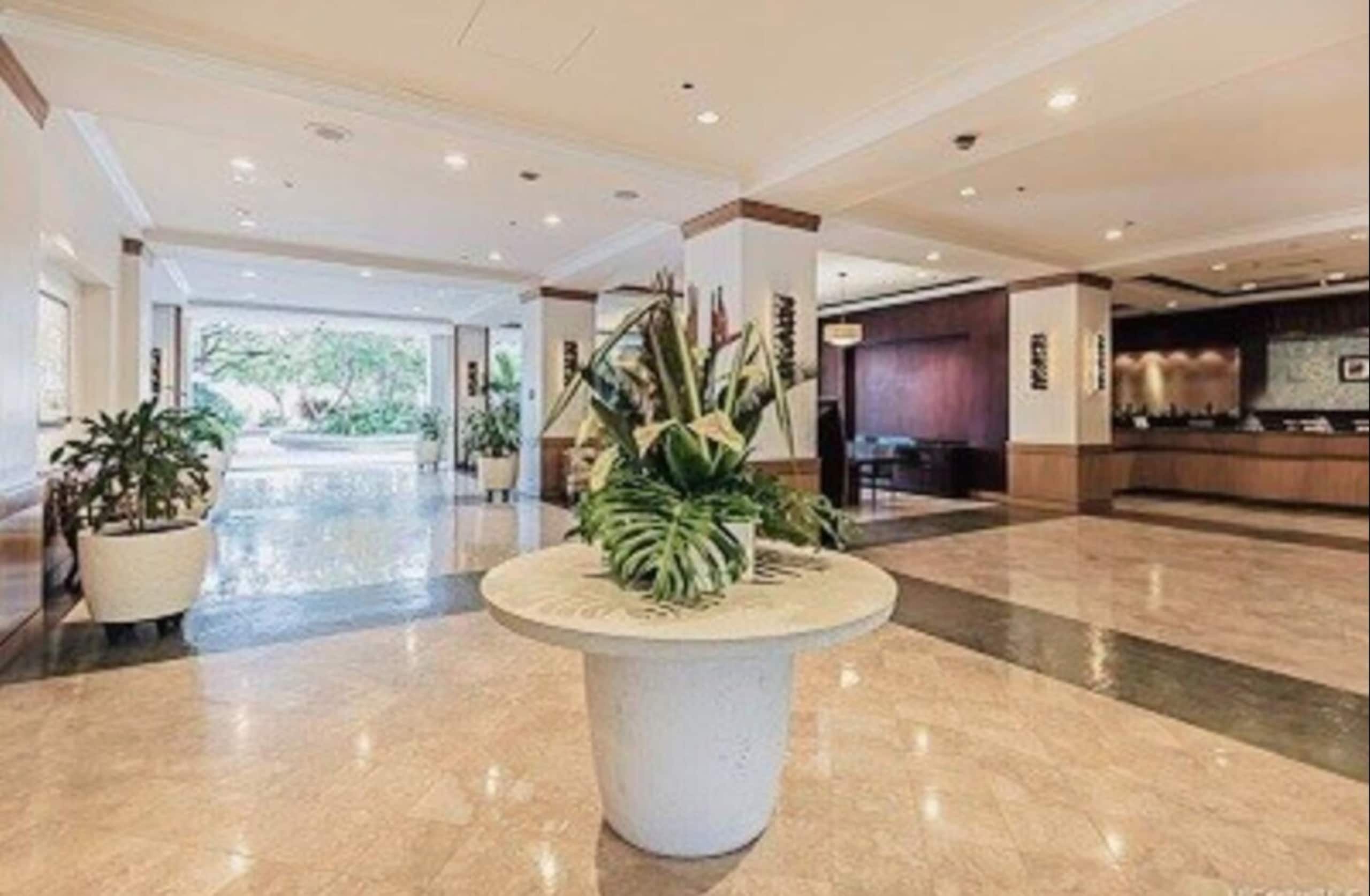 Breathtaking 2BR Ocean View near Waikiki Beach - Image 35