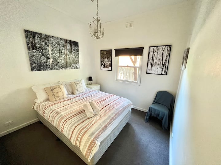 غرفة النوم 1