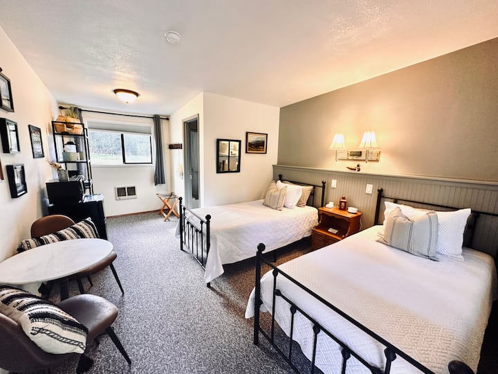 #3 Cape Alava - Emerald Valley Inn