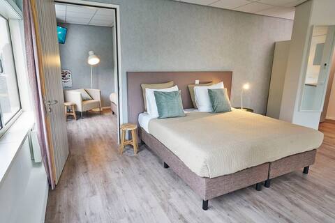 2 Room Apartment 70m2 | Near Amsterdam & Schiphol