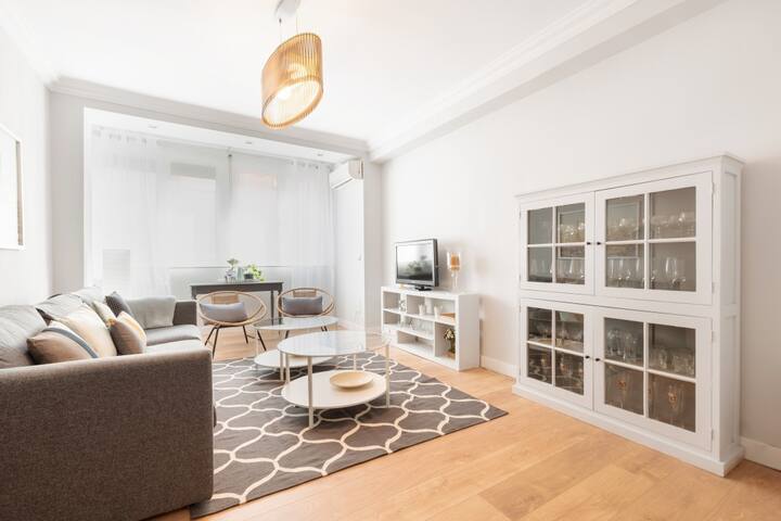 Bright & Luxury W/ Parking – Madrid gallery image 2