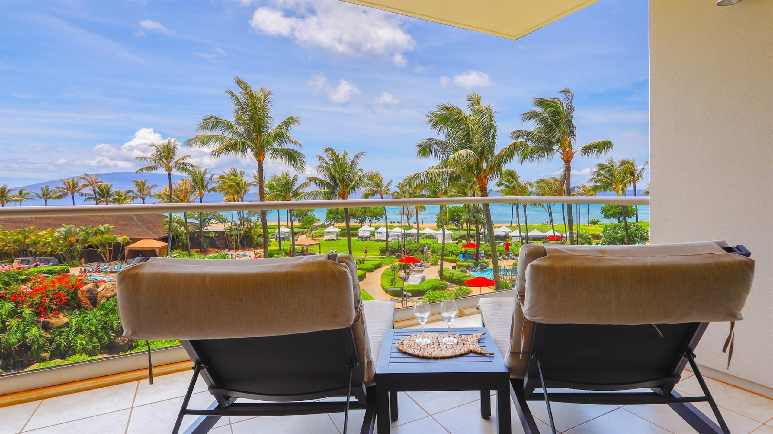 Condo in Kaanapali · ★4.97 · 2 bedrooms · 3 beds · 2.5 baths - Photo 4