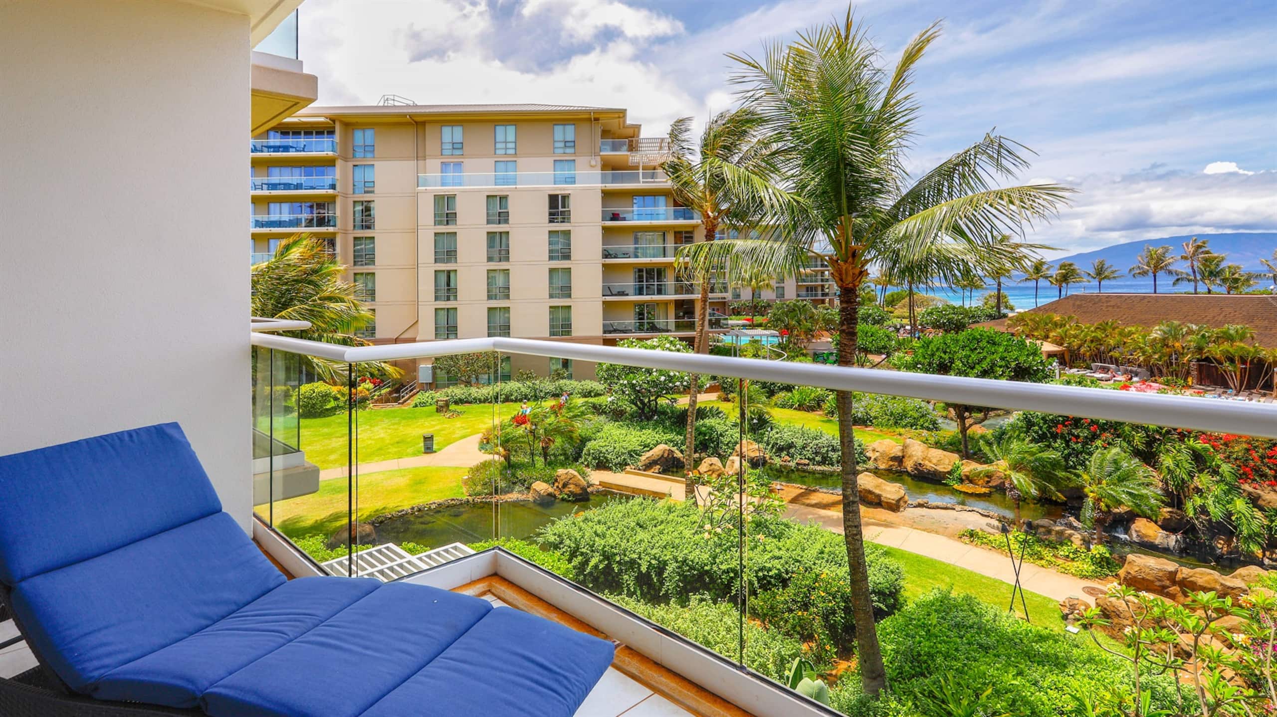 Condo in Kaanapali · ★4.97 · 2 bedrooms · 3 beds · 2.5 baths - Photo 20