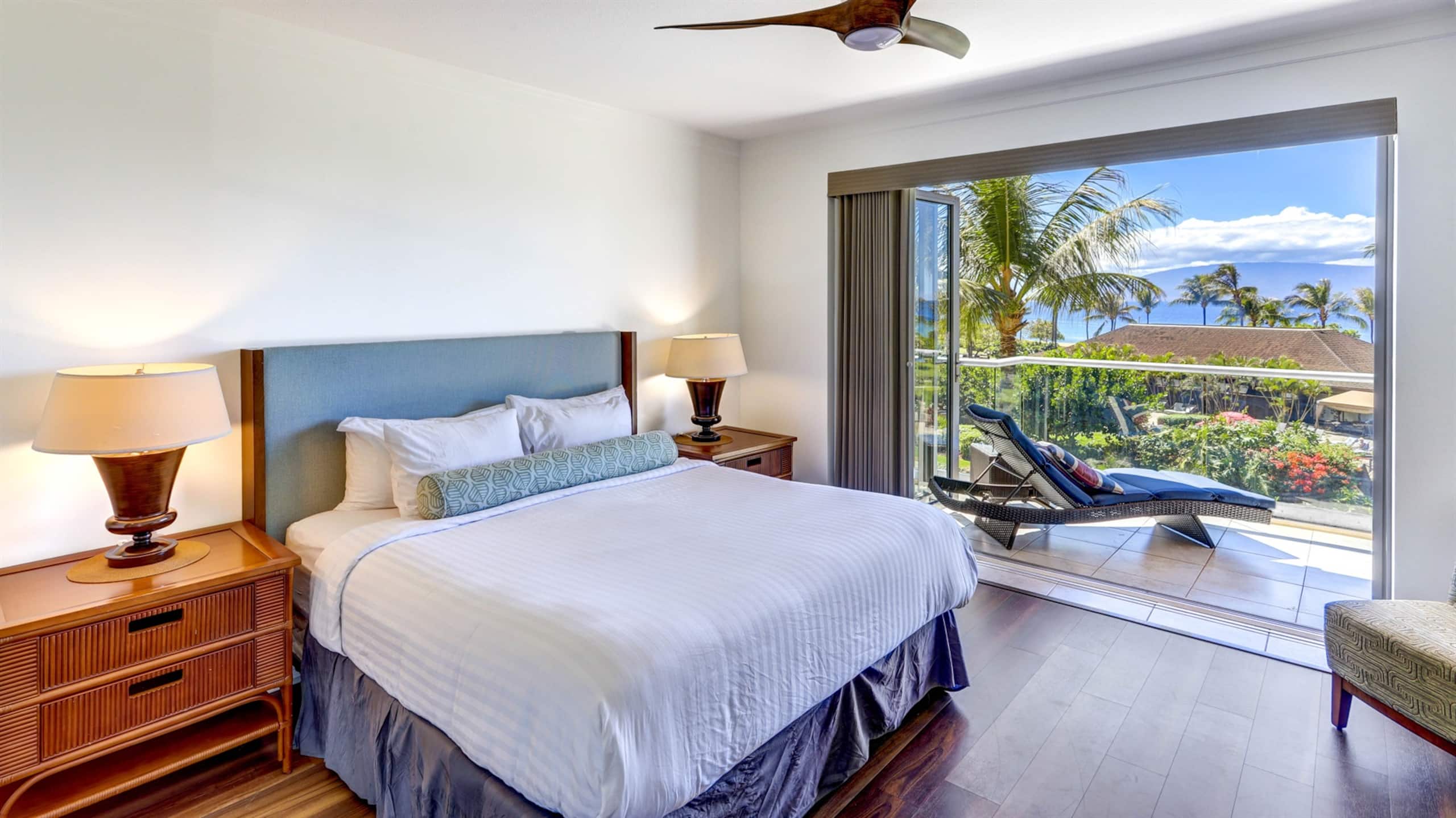 Condo in Kaanapali · ★4.97 · 2 bedrooms · 3 beds · 2.5 baths - Photo 18