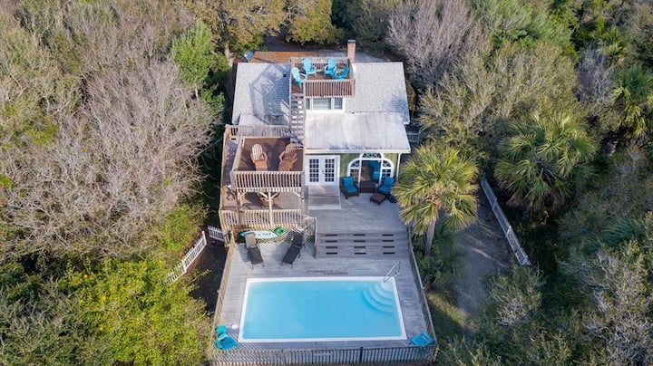 Surf N Turf- Pool & Multi-level Decks, 2nd Row - Folly Beach, SC