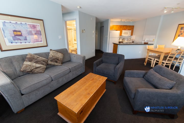 Whistler Village Condo Overlooking The Village Str - Whistler