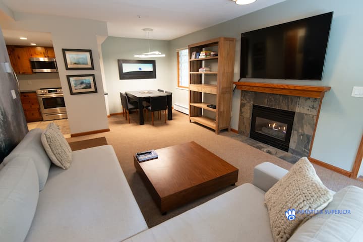 Stoney Creek - Pool & Hot Tub Access, Great Location, Free Wifi - Whistler