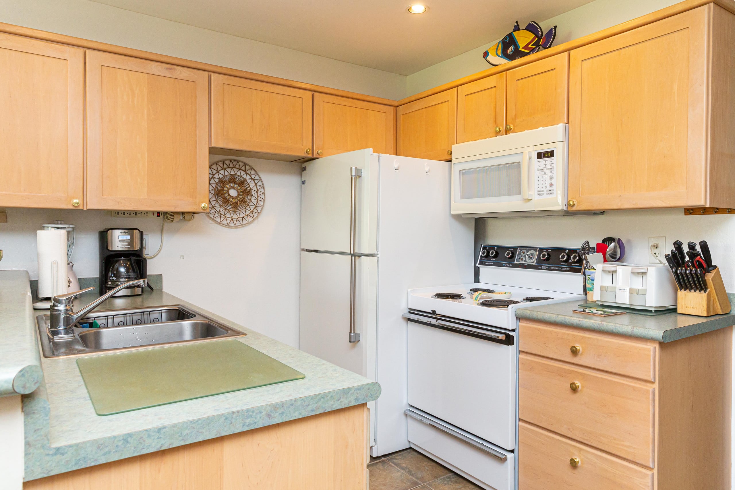 Condo in Kihei · ★4.5 · 1 bedroom · 2 beds · 1 private bath - Image 13