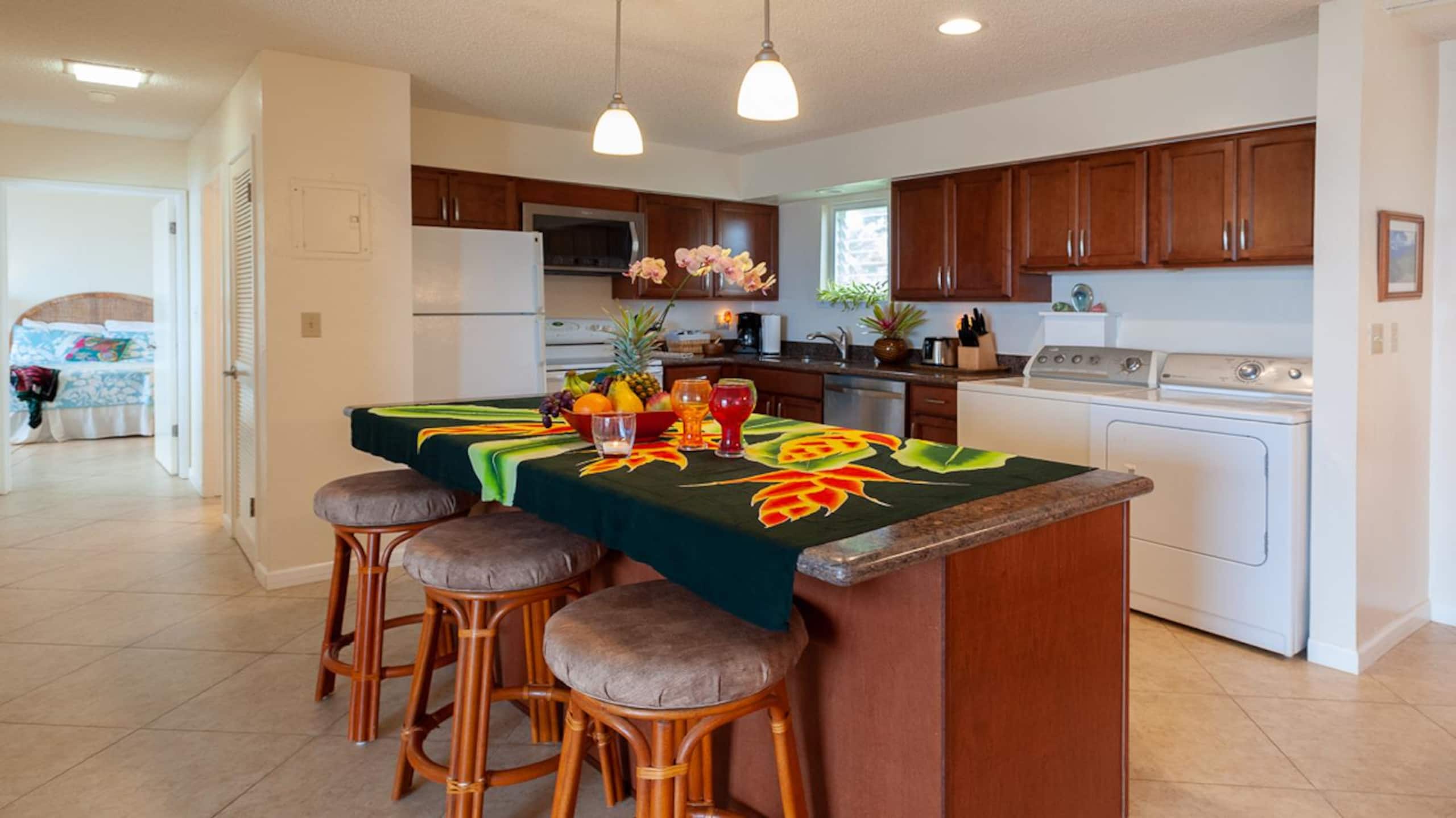 Condo in Princeville · ★4.65 · 2 bedrooms · 3 beds · 2 private baths - Image 9