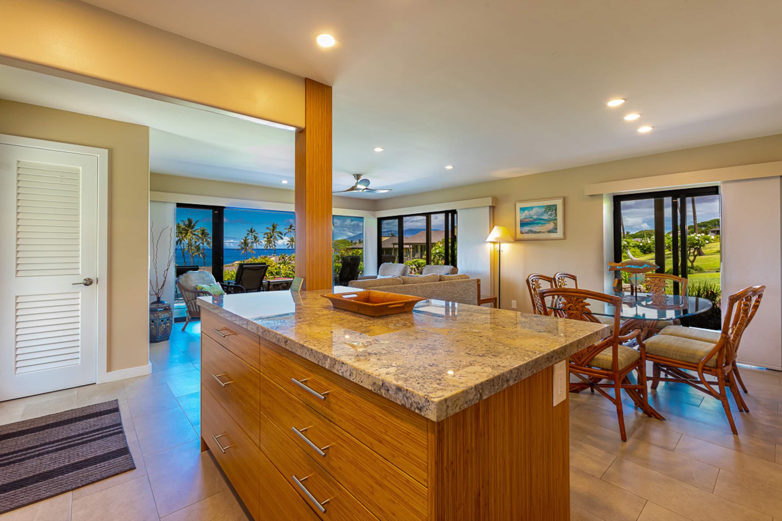Condo in Kihei · ★4.93 · 2 bedrooms · 3 beds · 2 baths - Image 13