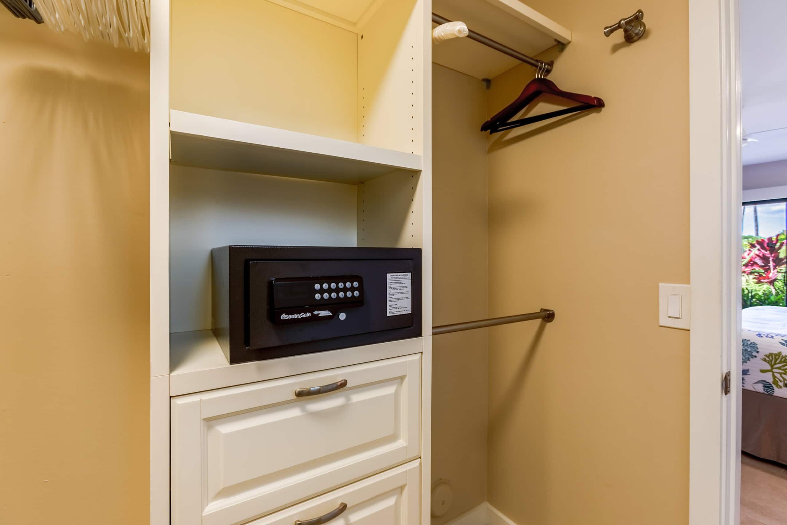 Condo in Kihei · ★4.93 · 2 bedrooms · 3 beds · 2 baths - Image 29