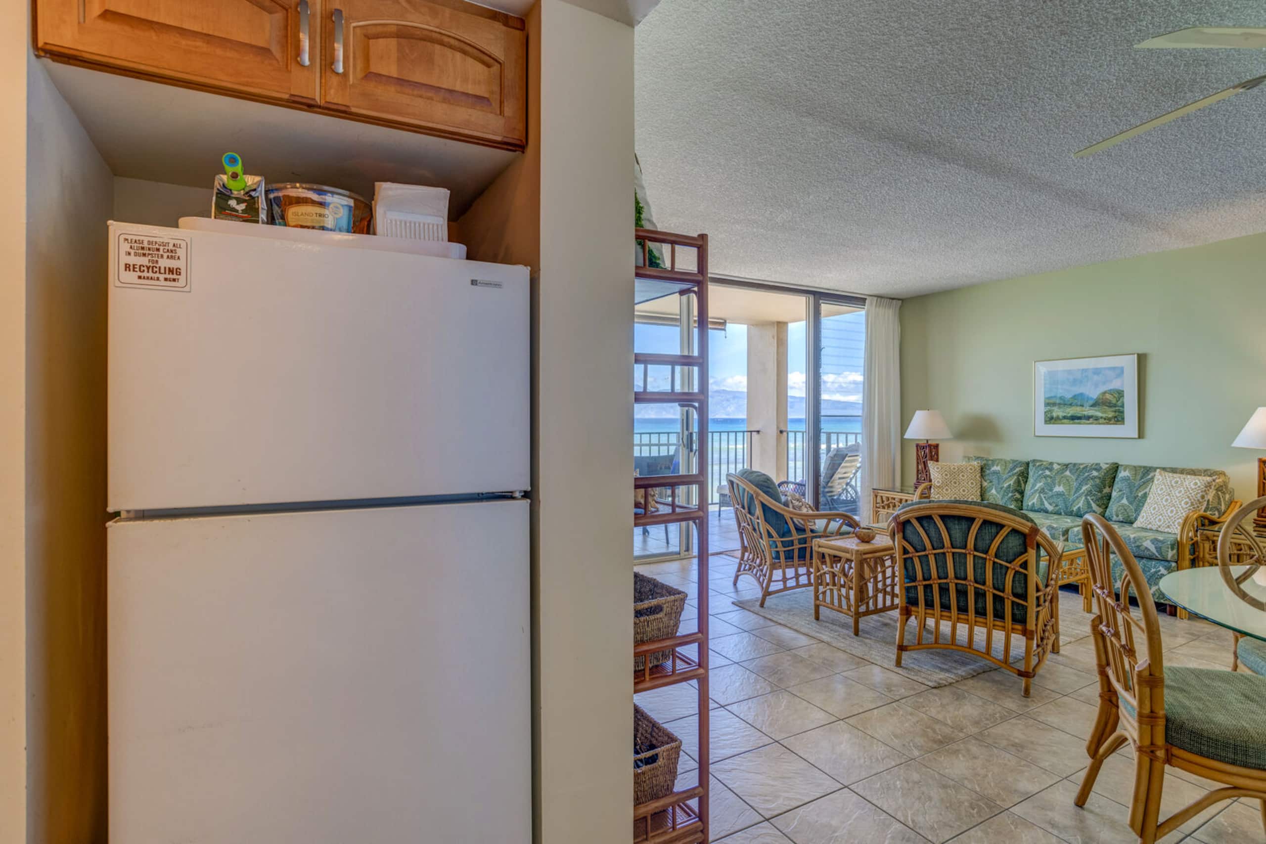 Condo in Lahaina · ★4.76 · 1 bedroom · 2 beds · 1 private bath - Image 11