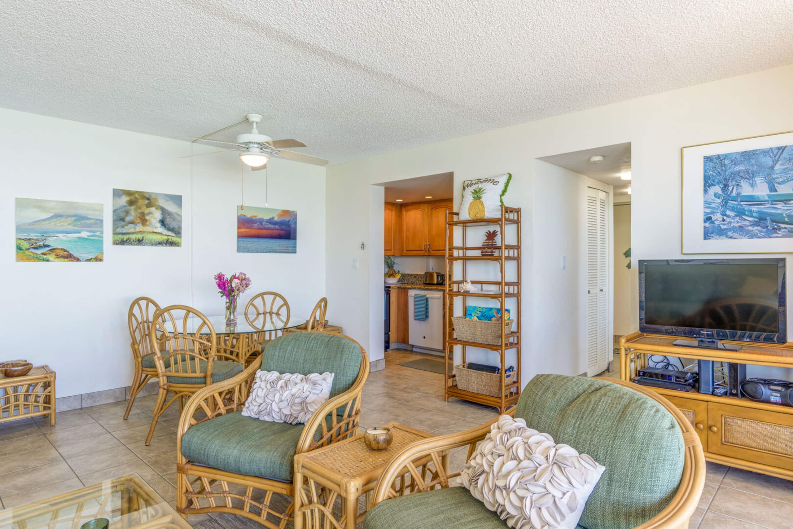 Condo in Lahaina · ★4.76 · 1 bedroom · 2 beds · 1 private bath - Image 6