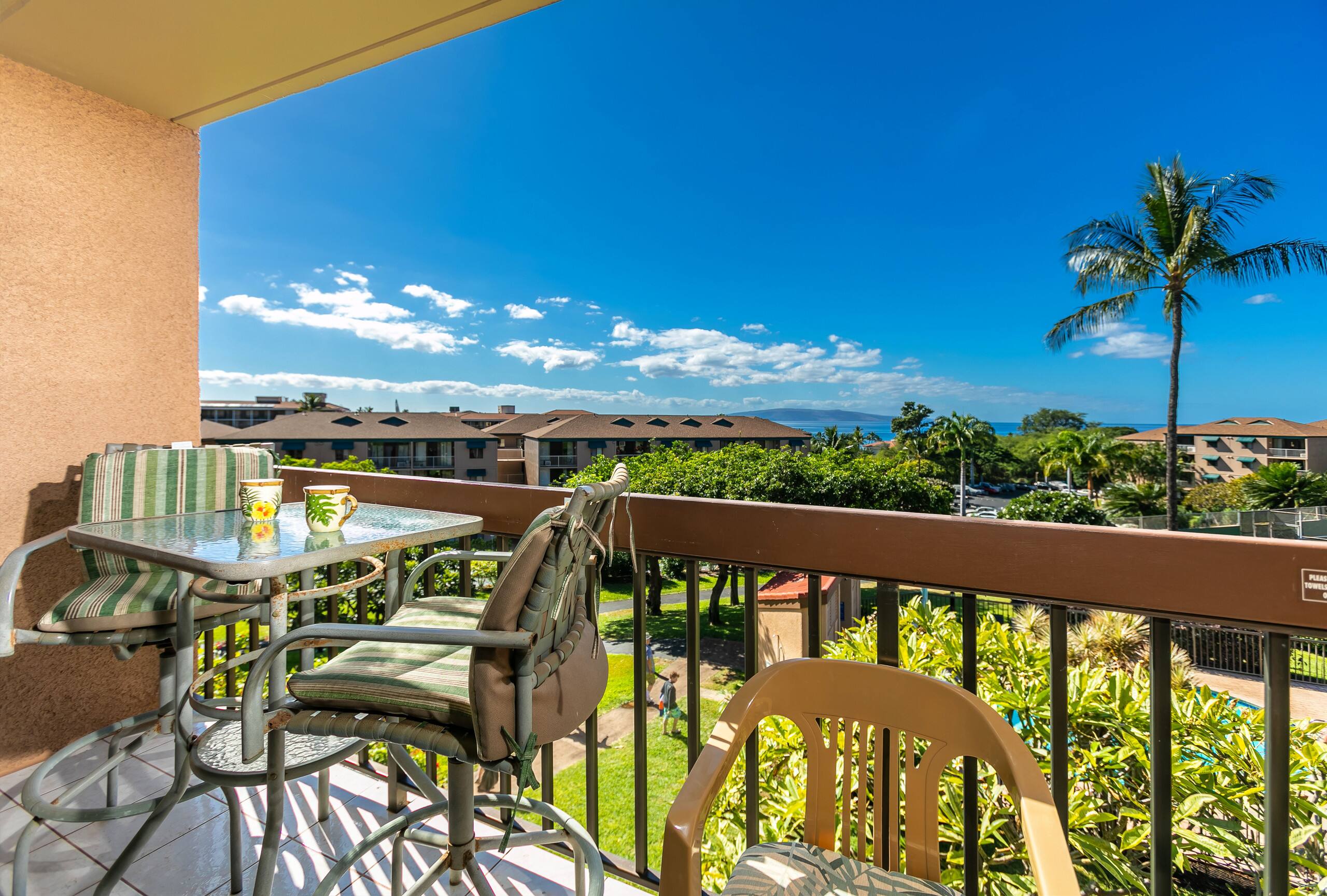 Condo in Kihei · ★4.85 · 1 bedroom · 2 beds · 1 shared bath - Image 5