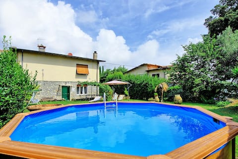 Top Airbnb: House in the woods – holiday rental in Ameglia, five in Ameglia