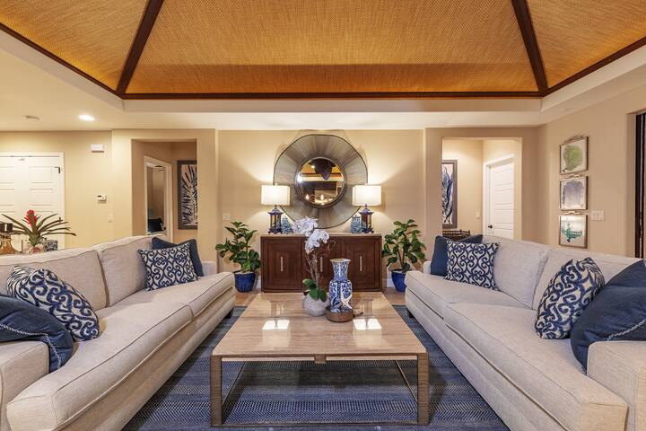 Beautifully Furnished 4 Bdrm Home At KaMilo w/Pool gallery image 5