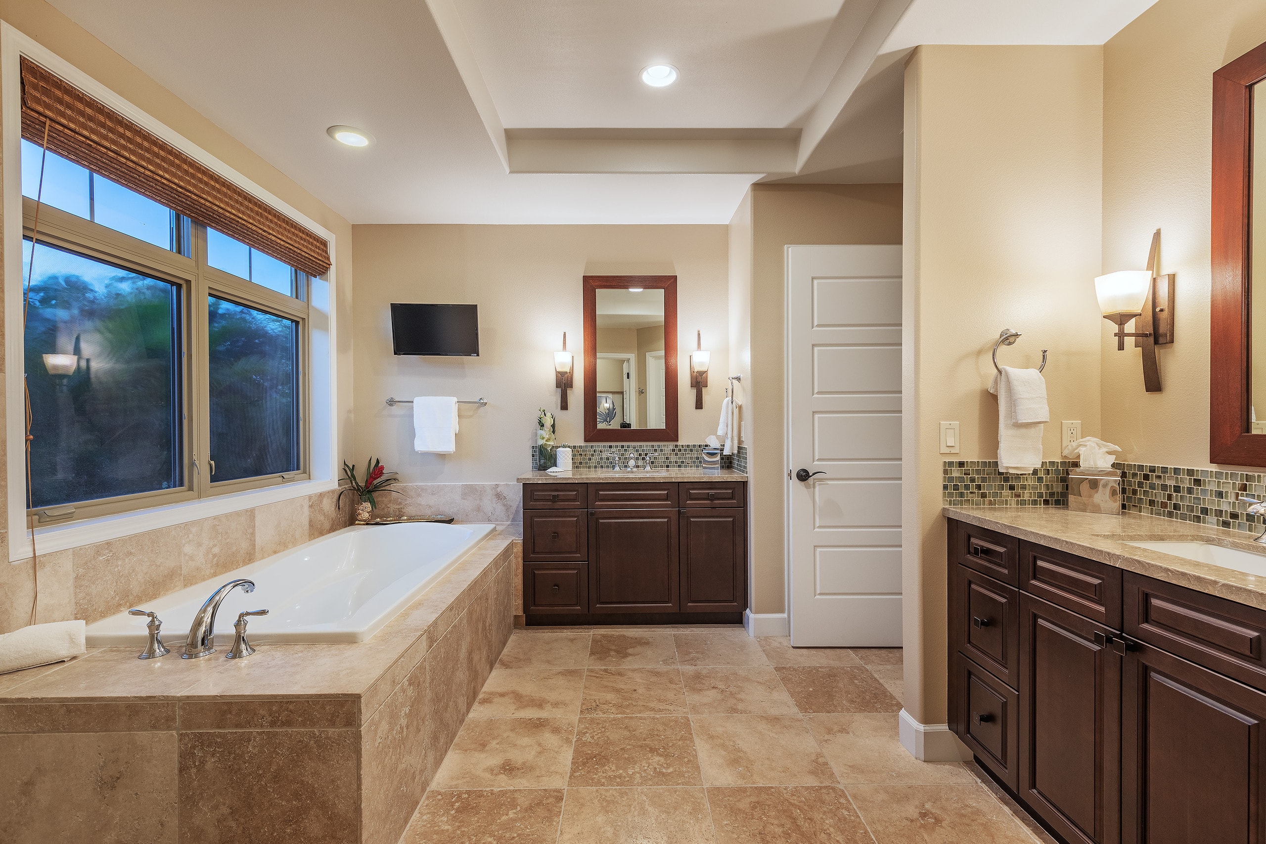 Home in Waimea · ★4.78 · 4 bedrooms · 5 beds · 4.5 baths - Image 18
