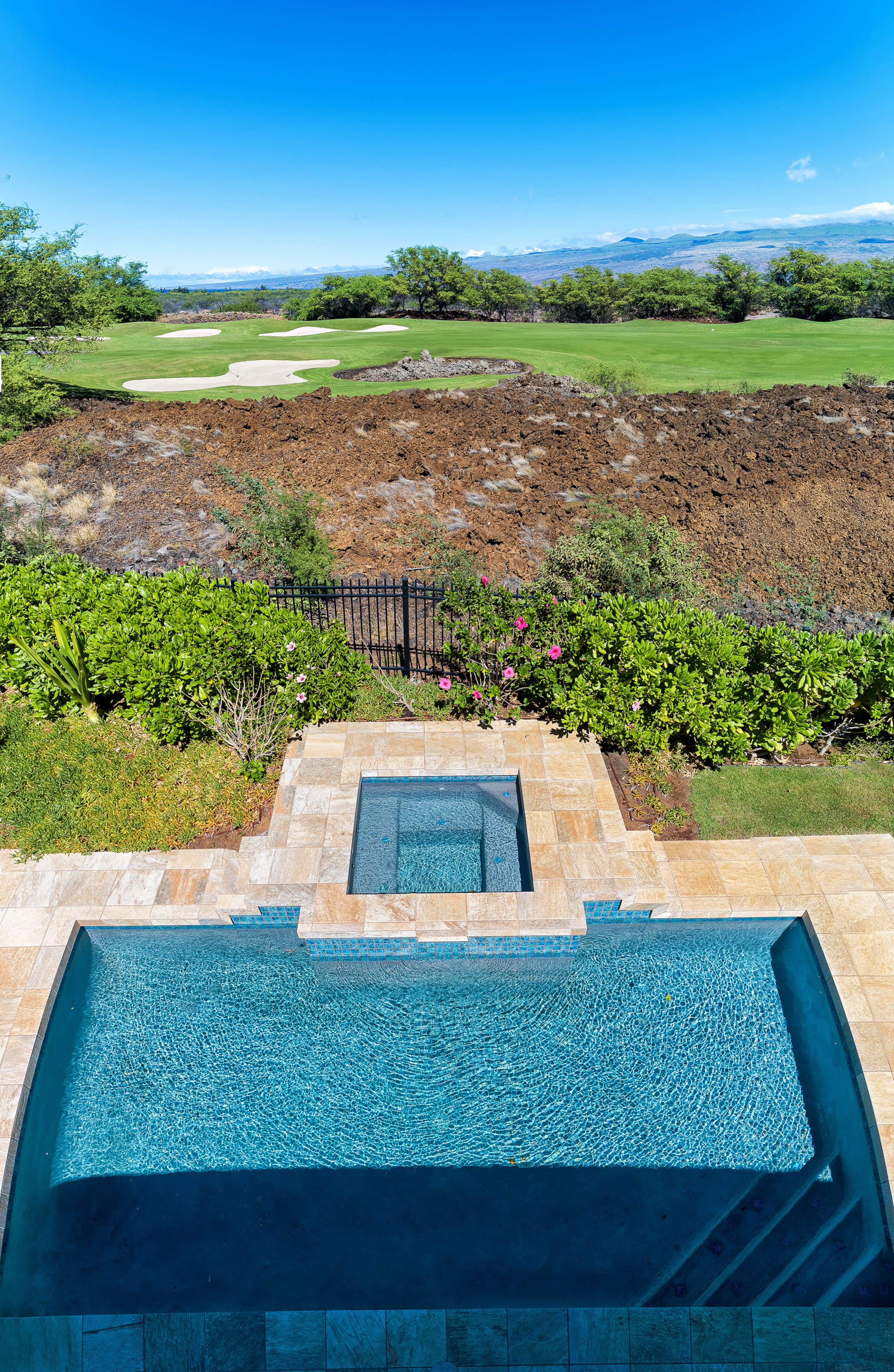 Home in Waimea · ★4.78 · 4 bedrooms · 5 beds · 4.5 baths - Image 31