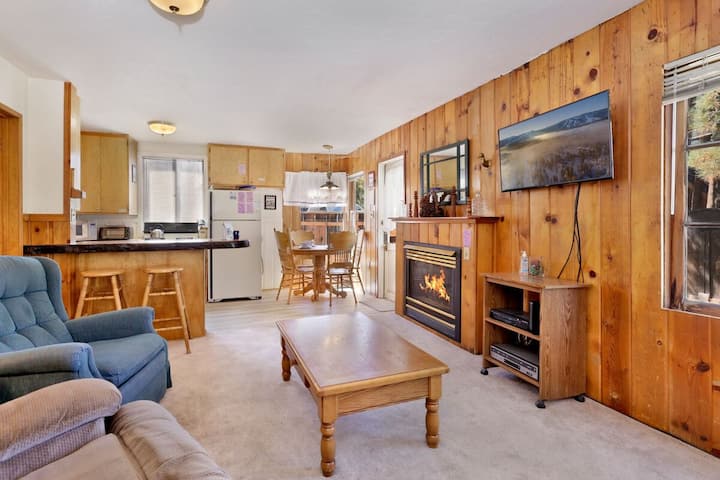 Jus' Restin Village Retreat | Steps To Big Bear Village, Dining & Shops - California