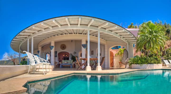 Taino – Elegant & Eclectic Villa In Belmont