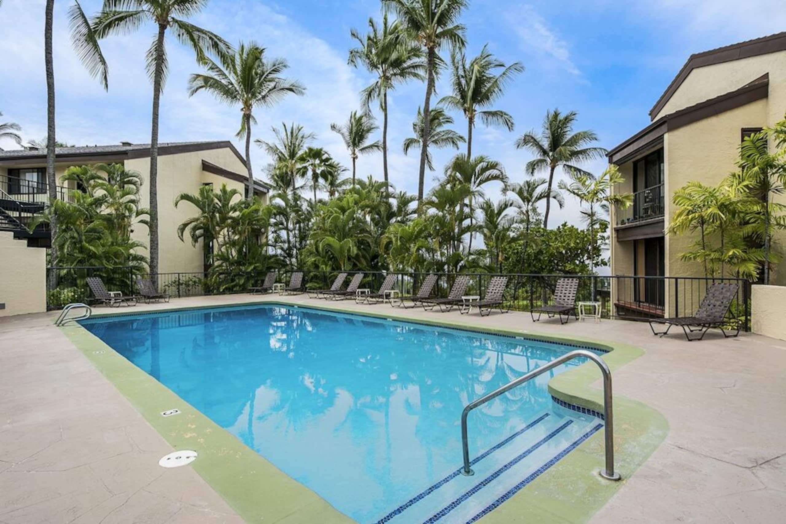 Condo in Kailua-Kona · ★4.73 · 3 bedrooms · 3 beds · 3 baths - Image 30