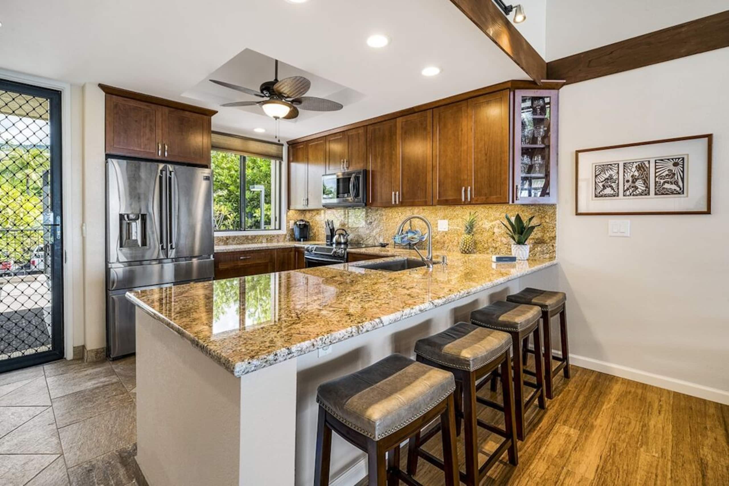 Condo in Kailua-Kona · ★4.73 · 3 bedrooms · 3 beds · 3 baths - Image 16