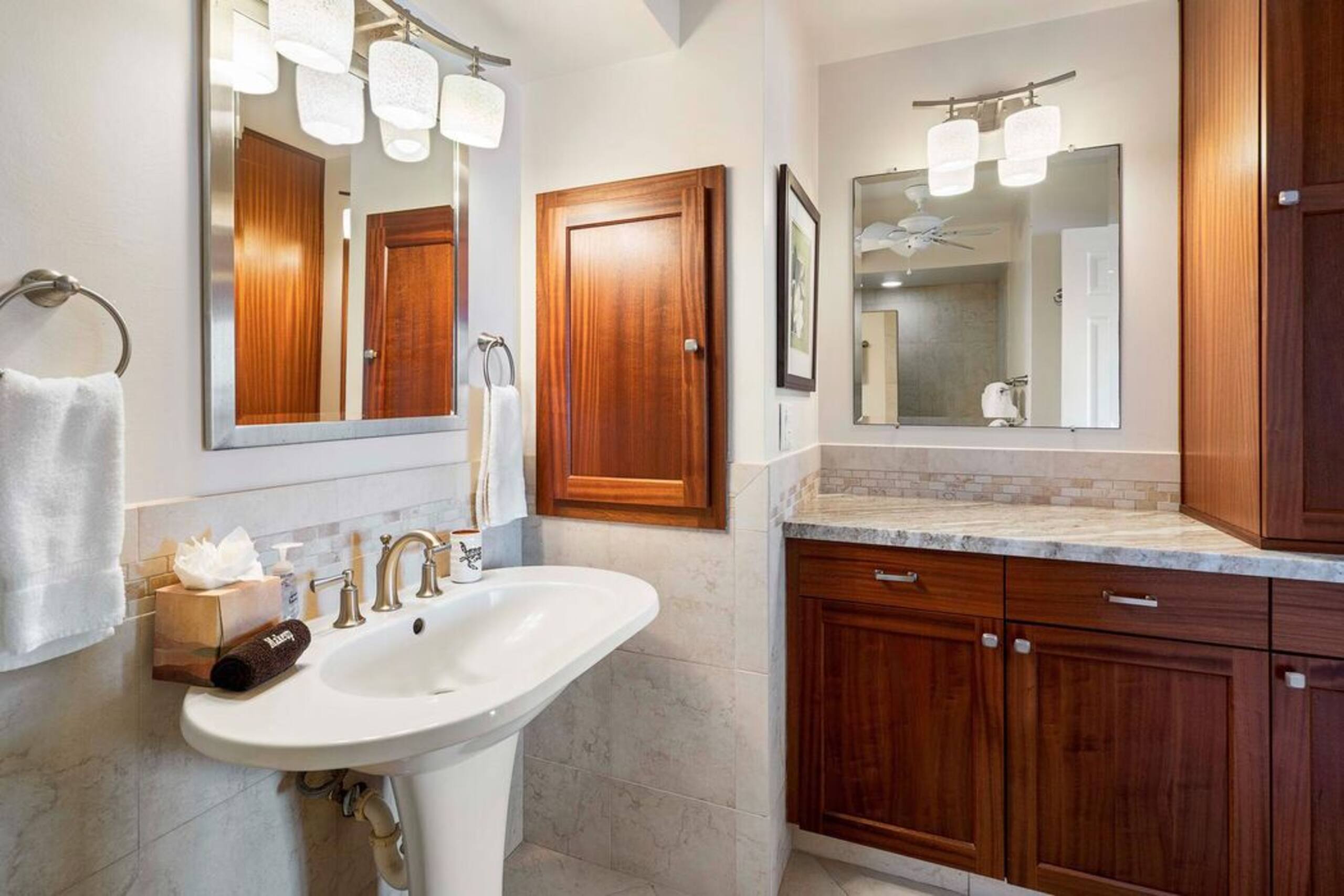 Condo in Kailua-Kona · ★5.0 · 2 bedrooms · 2 beds · 2 baths - Image 23