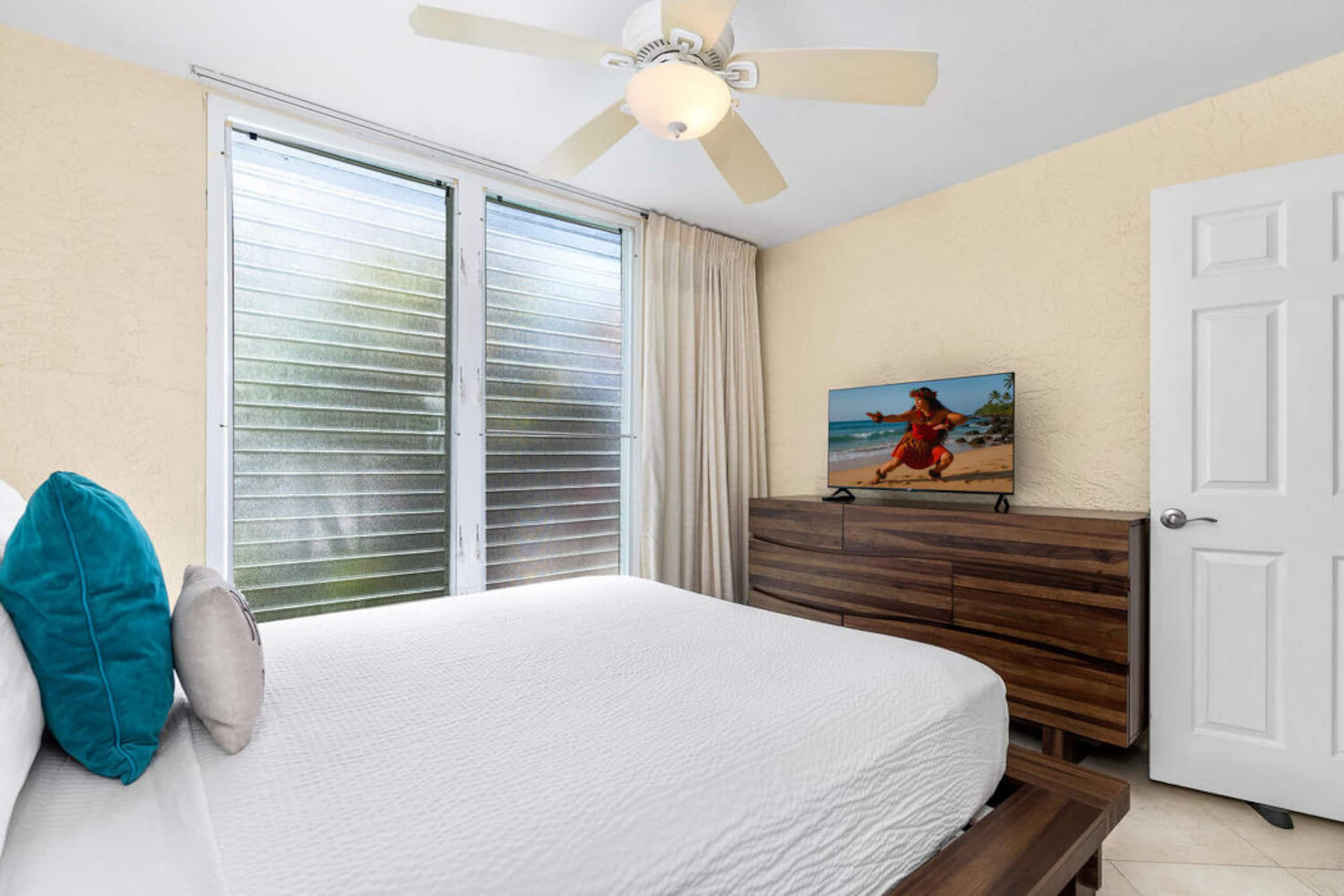 Condo in Kailua-Kona · ★5.0 · 2 bedrooms · 2 beds · 2 baths - Image 27