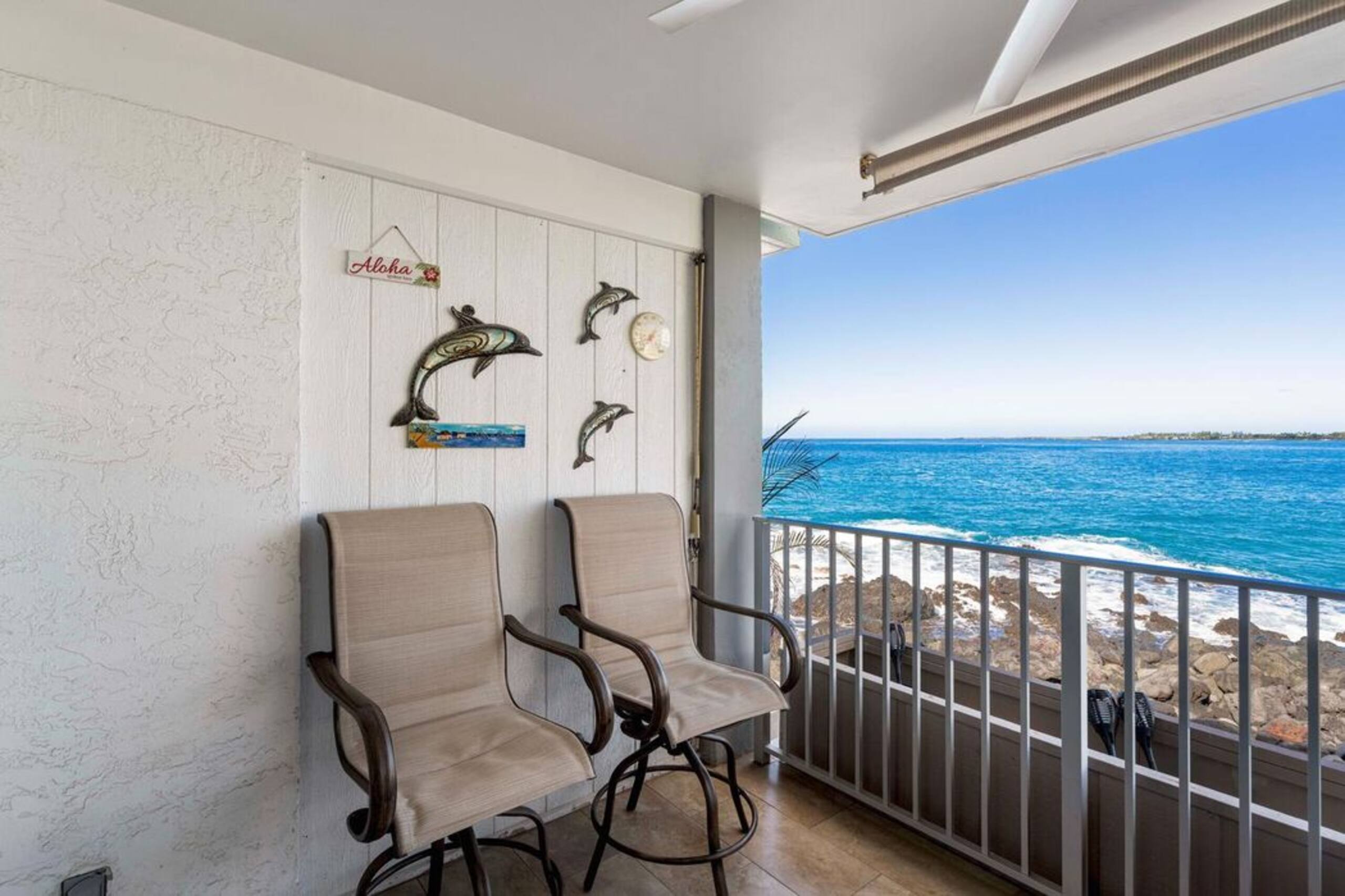 Condo in Kailua-Kona · ★5.0 · 2 bedrooms · 2 beds · 2 baths - Image 12