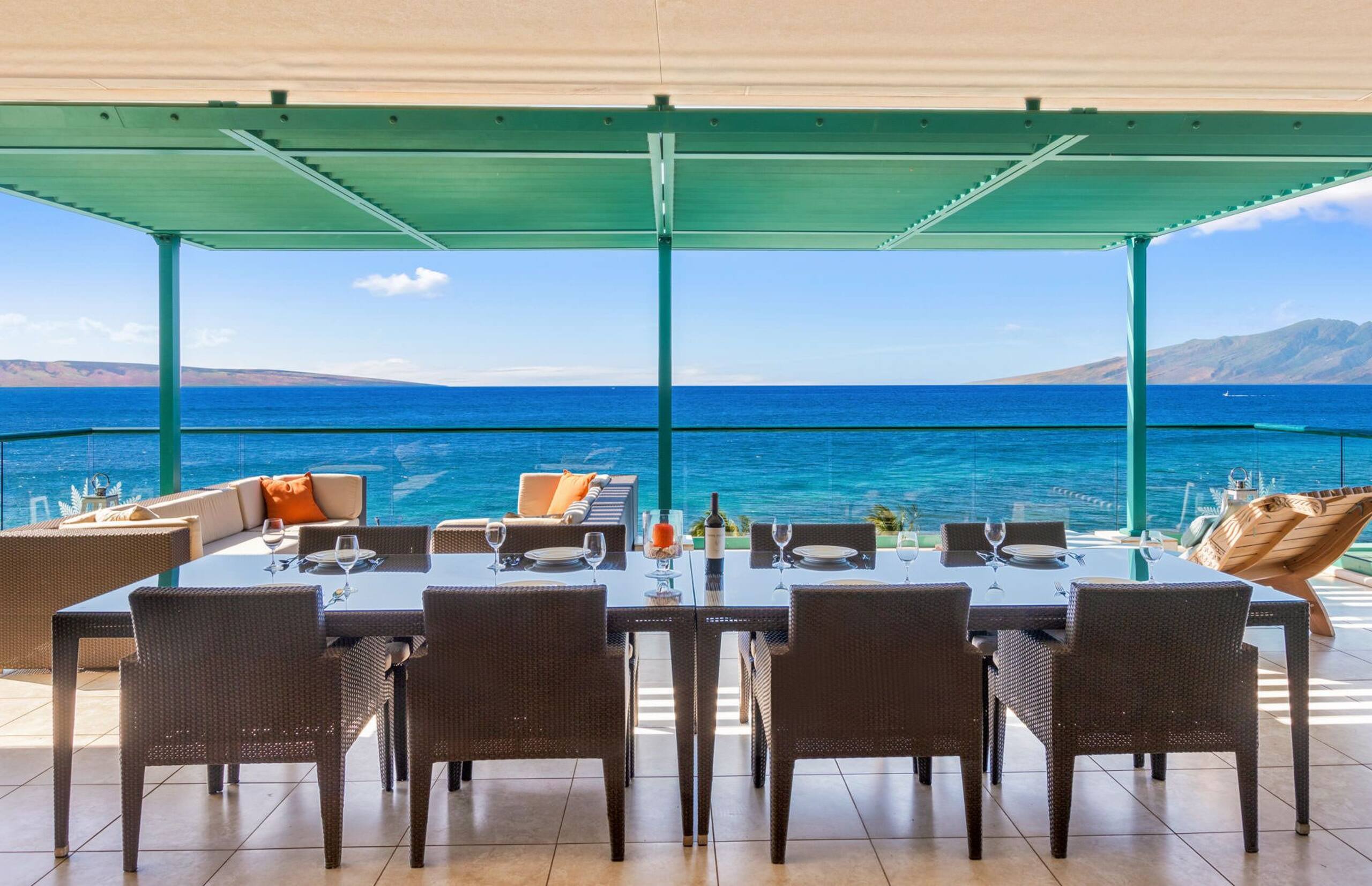 Condo in Lahaina · ★4.67 · 3 bedrooms · 4 beds · 3.5 baths - Image 16