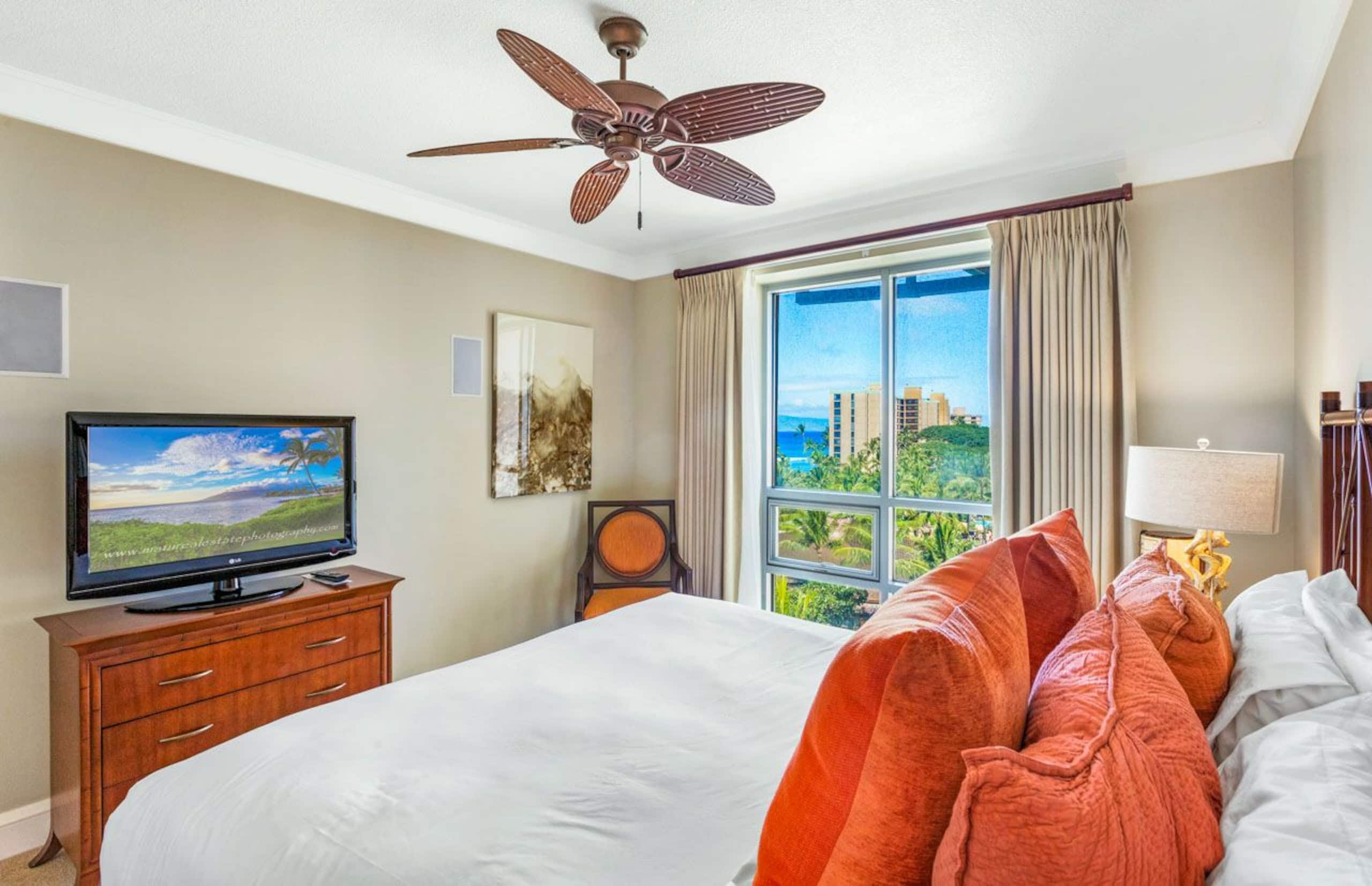 Condo in Lahaina · ★4.67 · 3 bedrooms · 4 beds · 3.5 baths - Image 32