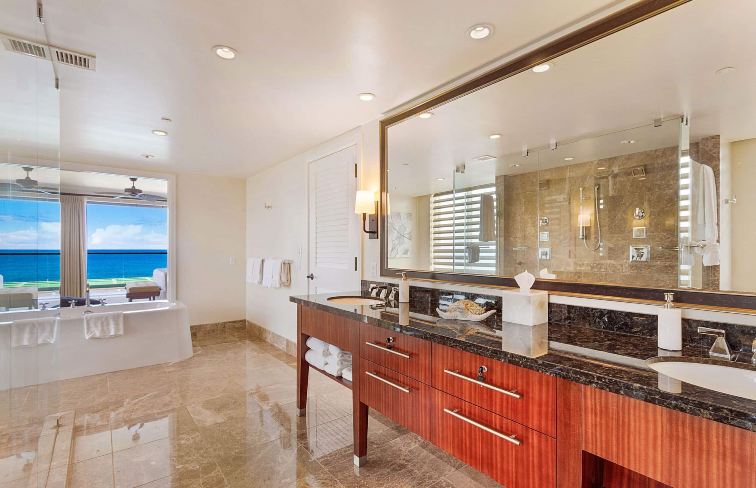 Condo in Lahaina · ★4.67 · 3 bedrooms · 4 beds · 3.5 baths - Image 30