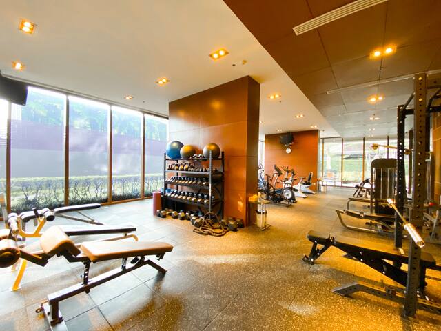 Near BTS • Large 110sqm • Sky View • By Sontana gallery image 5